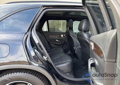 2017 Mercedes-Benz Glc 300 4Matic из США, поврежденный, VIN WDC0G4KB4HF133820